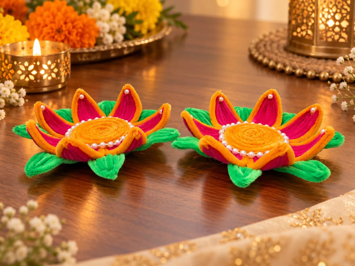 Gulabi Lotus Duo